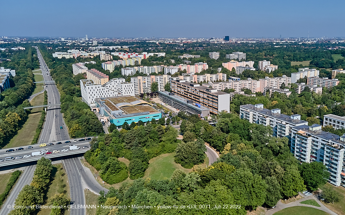 22.07.2022 - Plettzentrum und Montessori Schule in Neuperlach